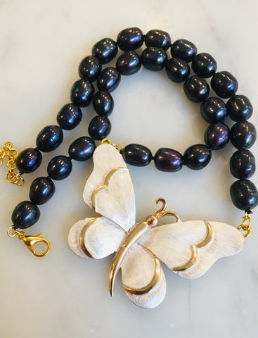Baroque Black Pearl Butterfly
