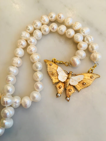 Pearl Butterfly, Natural
