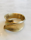 Curve Cuff