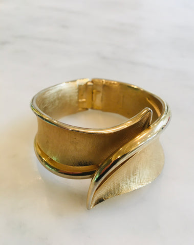 Curve Cuff