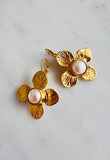 22ct Daisy Pearl Earrings