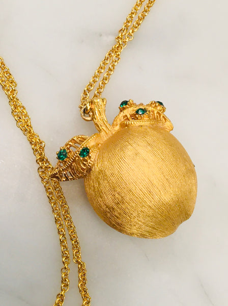 Apple Locket